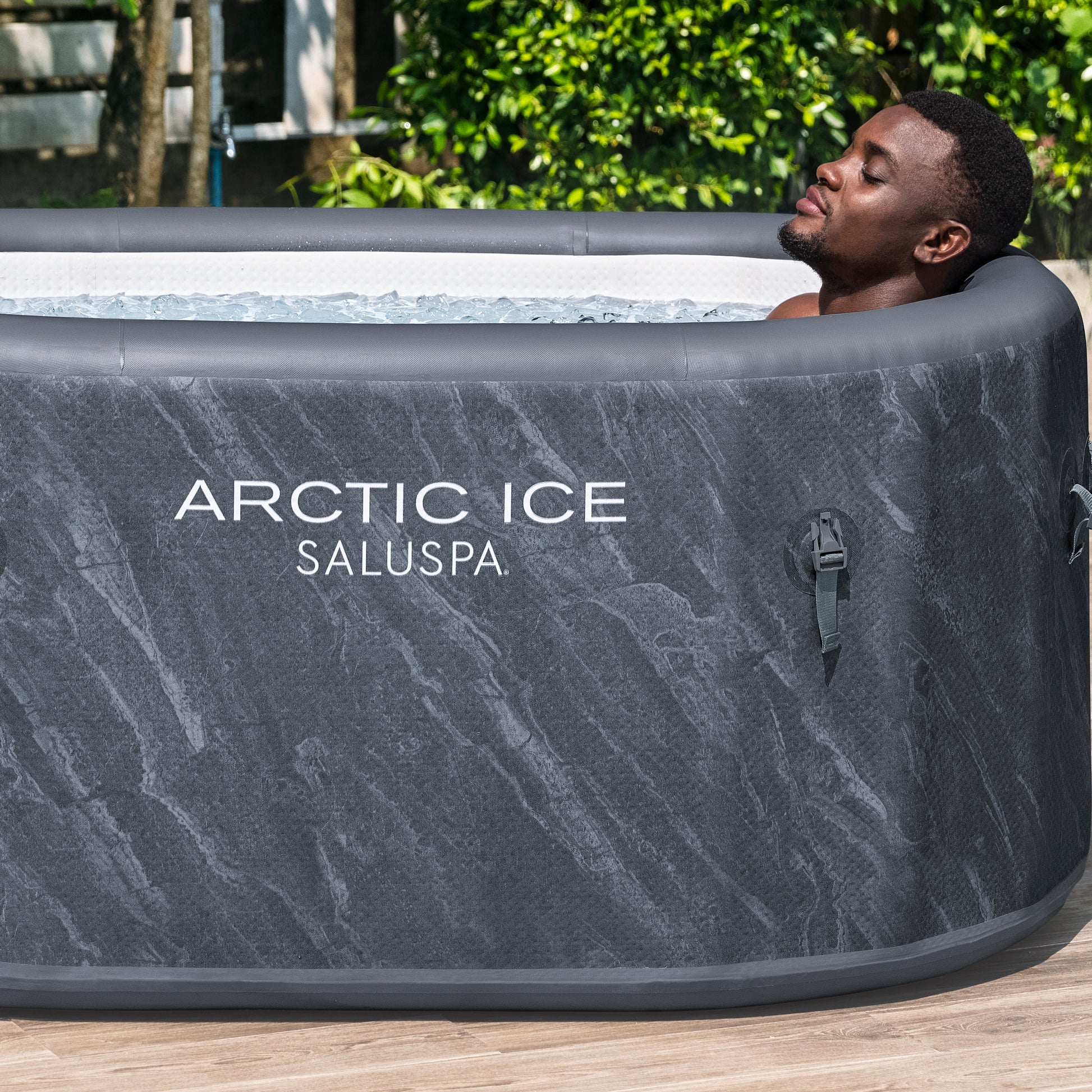 Saluspa Arctic Ice Cold Plunge Bath