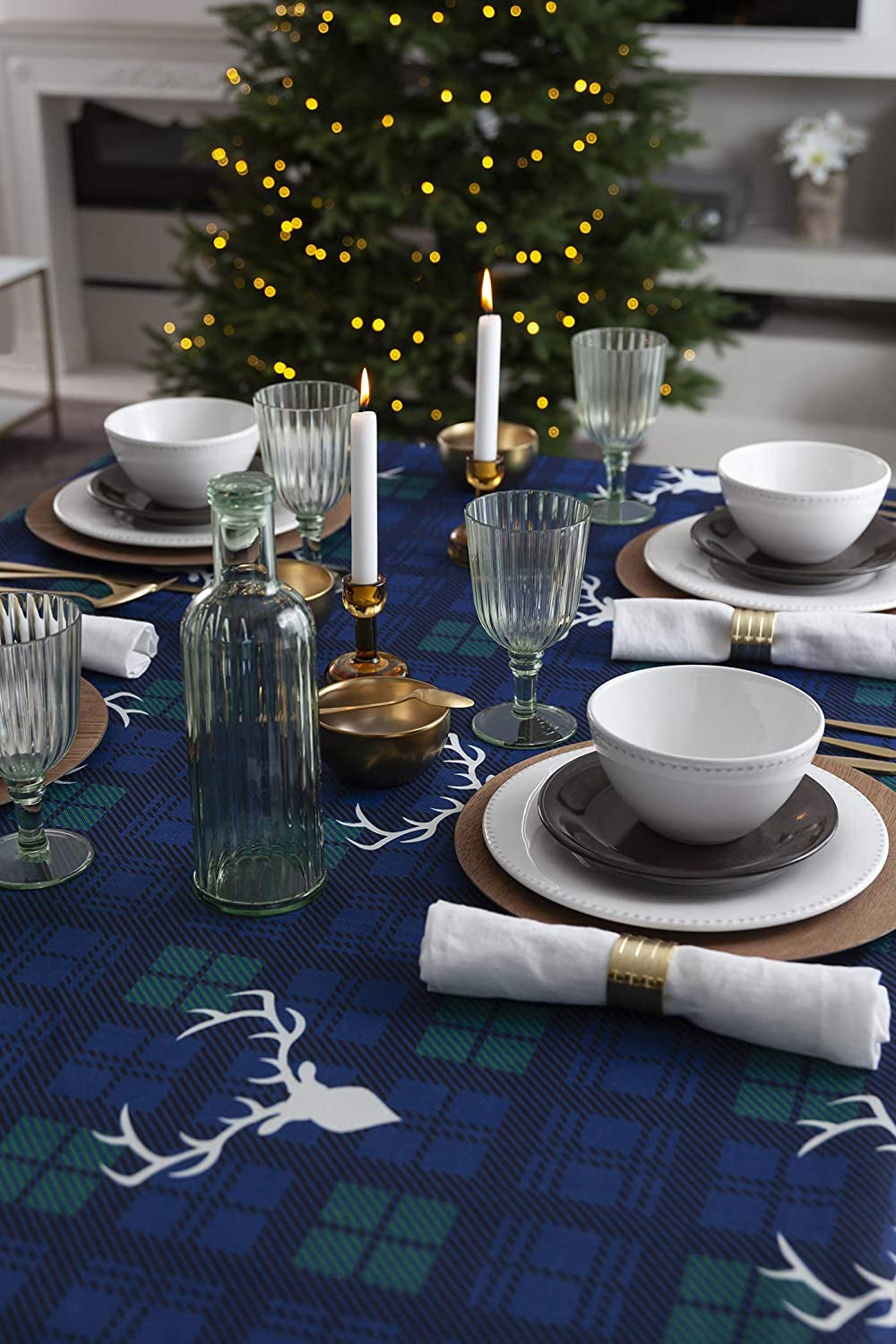 Traditional Christmas Tablecloth Blue Tartan Design - Christmas Table Cloths (59" X 86", Traditional)